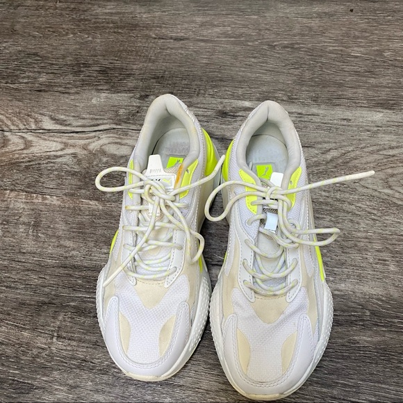 puma rsx neon yellow